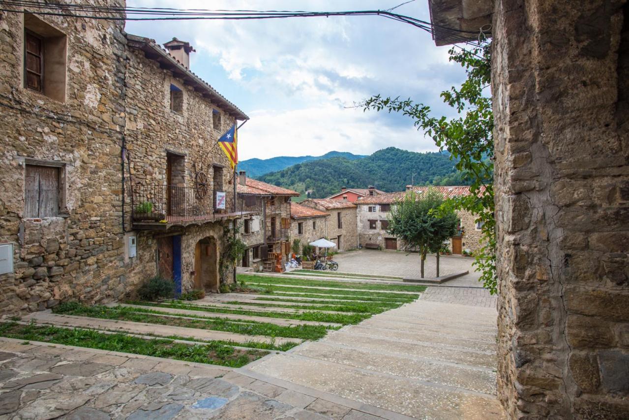 El Reliquier De Vallfogona Del Ripolles Vallfogona de Ripolles Exteriör bild